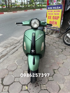Xe điện vespa Aura màu xanh bộ đội đẹp xuất sắc