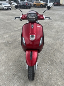 Xe máy điện Vespa Espero Classic Lướt lăn bánh 293km