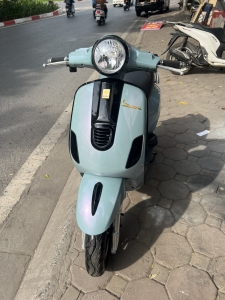 Xe điện Vespa màu xanh ánh tím cực hót giá rẻ